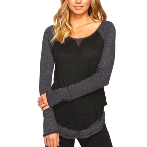 Free People We The Free Friday Feelin Two Layered Long Sleeve Tee Size L EUC - Picture 1 of 12
